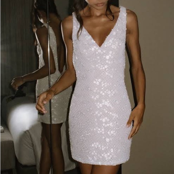 Meshki White Backless Sequin Dress - Picture 3 of 6